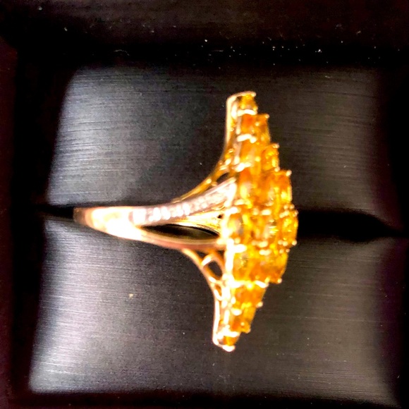 Yellow Sapphire & diamond 10K yellow gold ring. Yellow Sapphire diamond pendant. - Picture 3 of 6